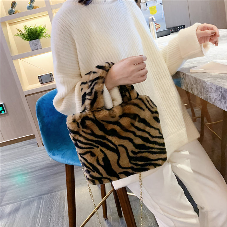 leopard Female Messenger Bag