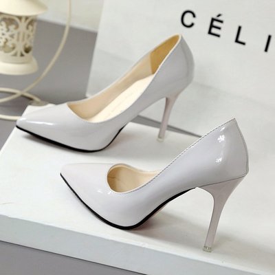 Pointed Toe Patent Leather Wedding Pumps