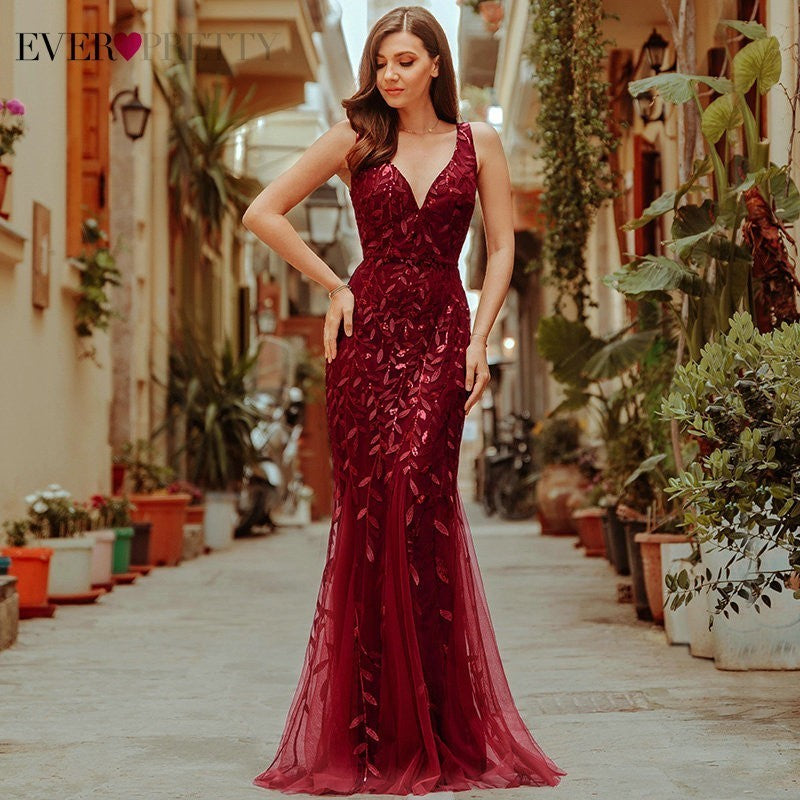 Burgundy V-Neck Mermaid Sequined Formal Dresses